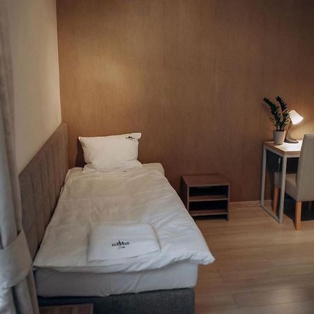 Redwood Hostel ルブリン エクステリア 写真