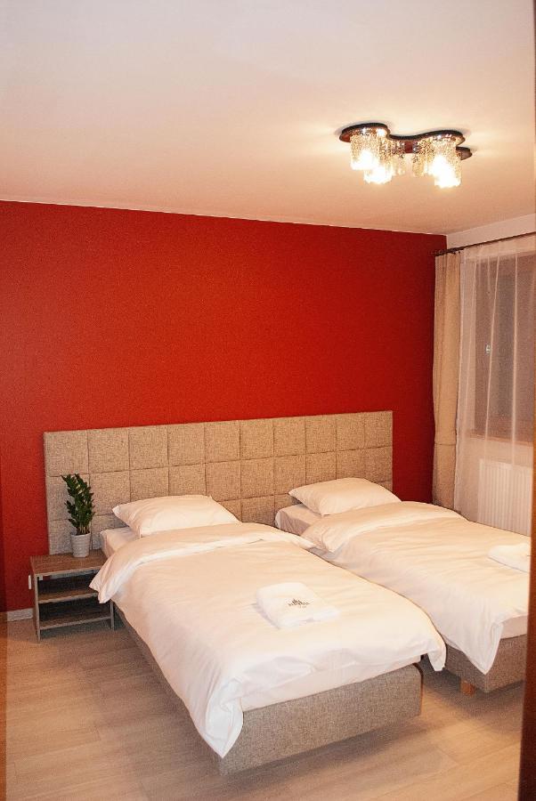 Redwood Hostel ルブリン エクステリア 写真