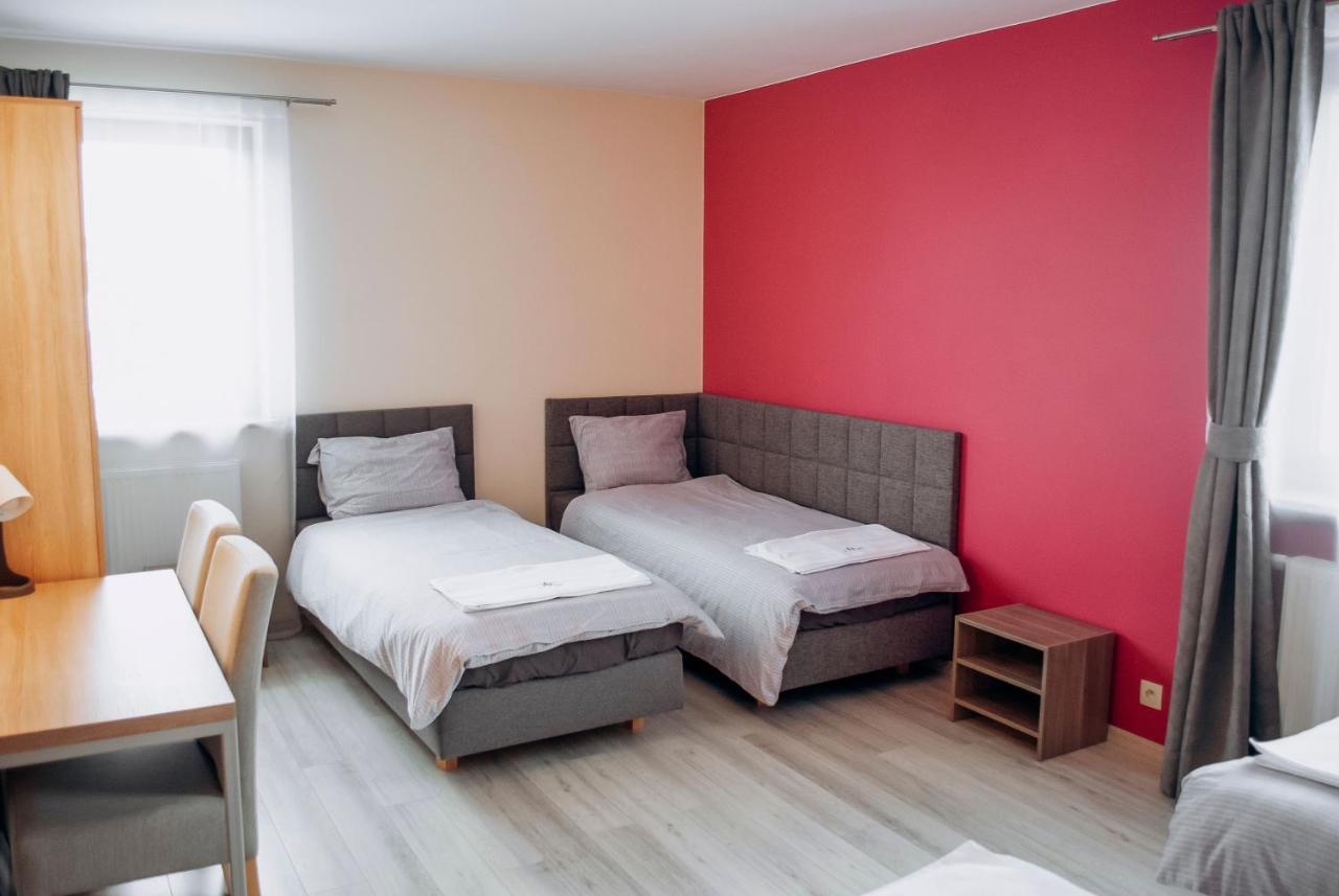 Redwood Hostel ルブリン エクステリア 写真